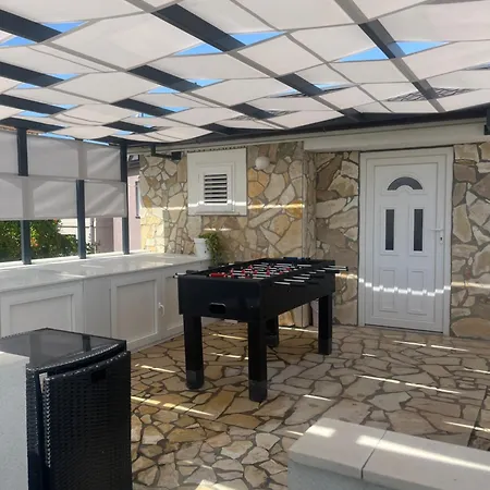 Di Adria Island * Vir