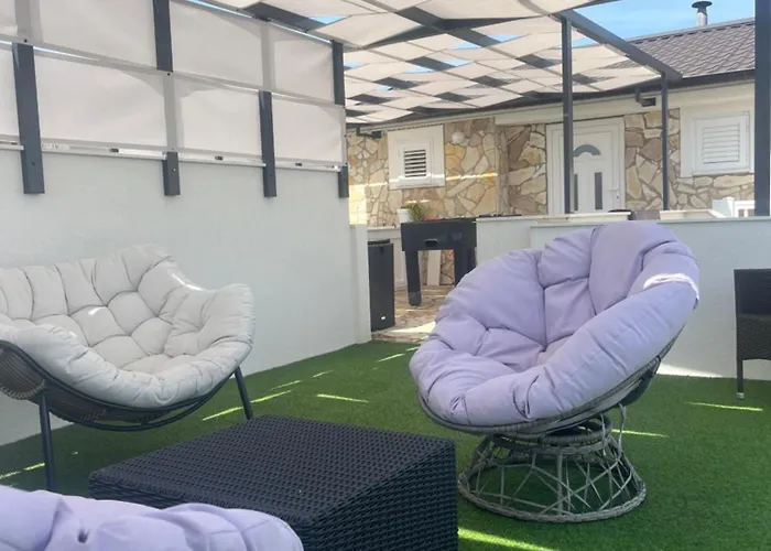 Di Adria Island Apartman Vir